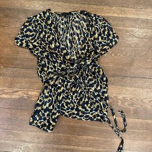 BCBGMaxAzria Navy and Gold Patterned Blouse
